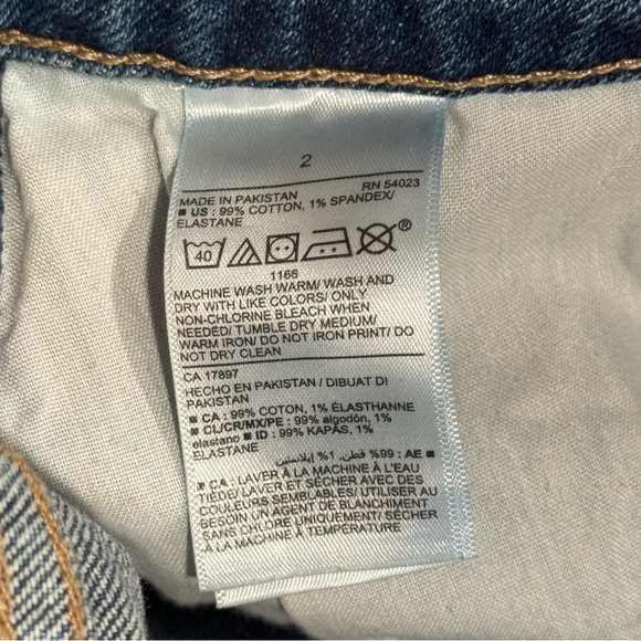 Old Navy High Rise Shorts - Picture 4 of 6